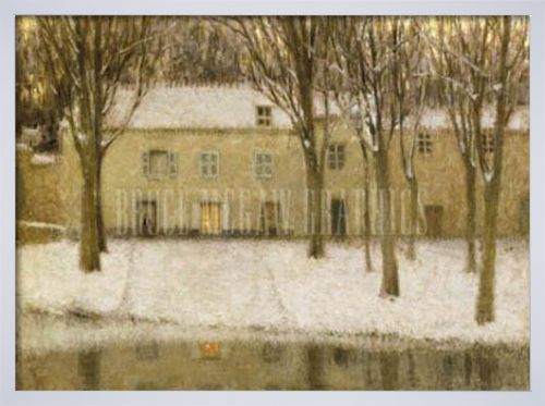 Petite Place au bord de L'eau