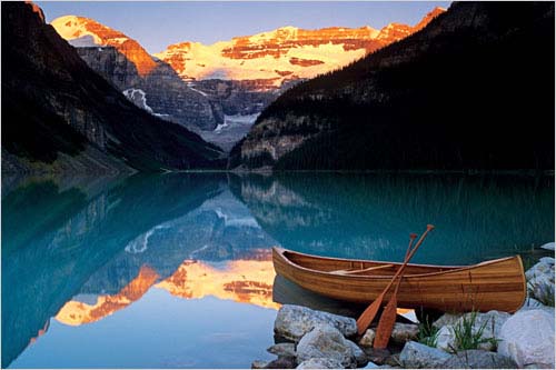 Canoe - Lake Louise