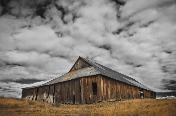 Siskiyou County Barn