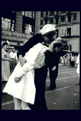 VJ VE Day Times Square Kiss